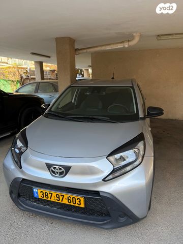 מודעת רכב טויוטה אייגו X