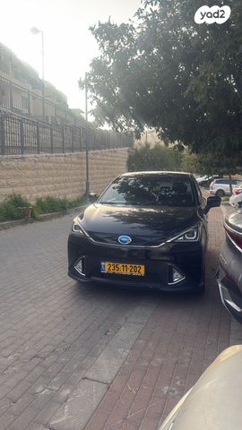 מודעת רכב ג'י.איי.סי GE3