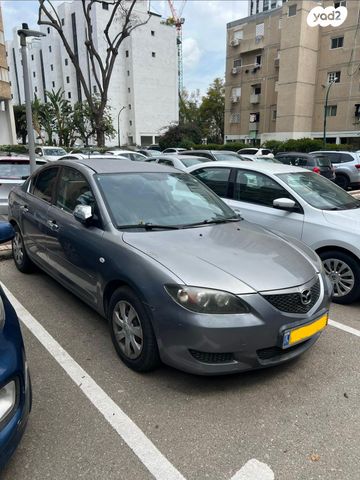 מודעת רכב מאזדה 3