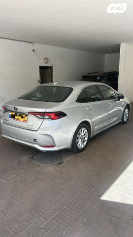 מודעת רכב טויוטה קורולה