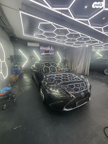 מודעת רכב לקסוס ES