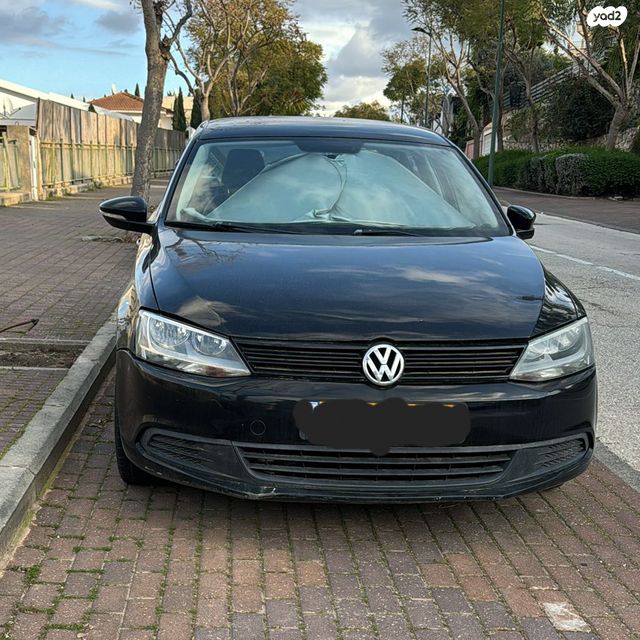 מודעת רכב פולקסווגן ג'טה 