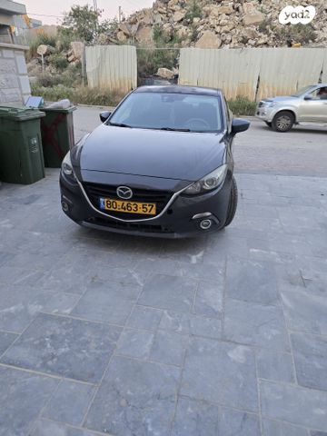 מודעת רכב מאזדה 3