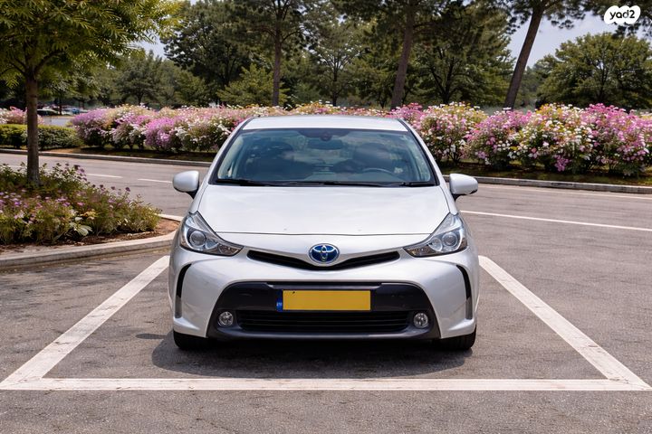 מודעת רכב טויוטה פריוס פלוס