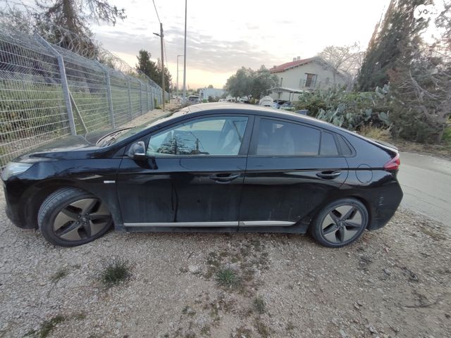 מודעת רכב יונדאי איוניק