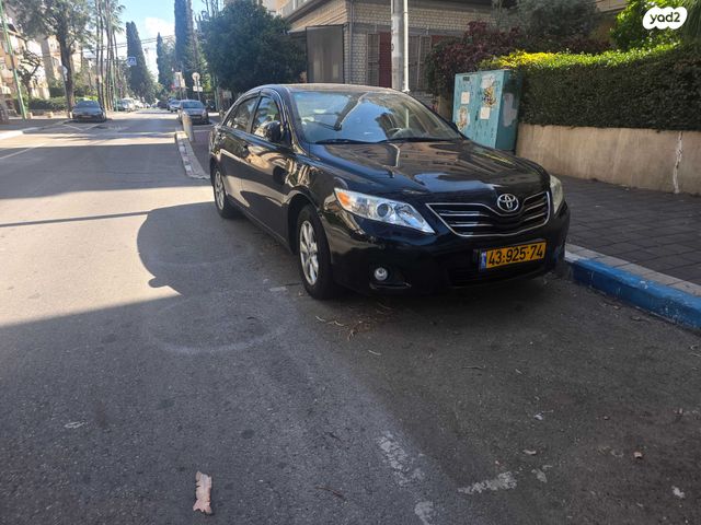 מודעת רכב טויוטה קאמרי