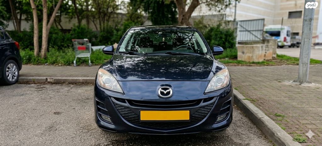מודעת רכב מאזדה 3