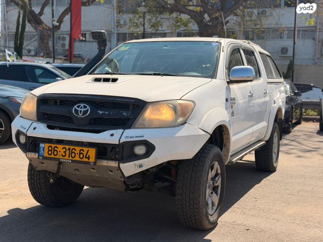 מודעת רכב טויוטה היילקס ויגו