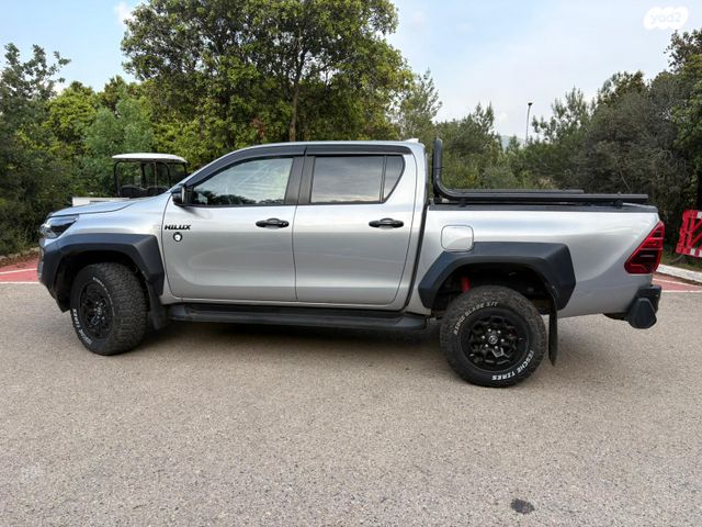 מודעת רכב טויוטה היילקס