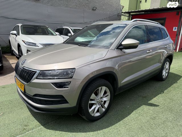 מודעת רכב סקודה קארוק 1