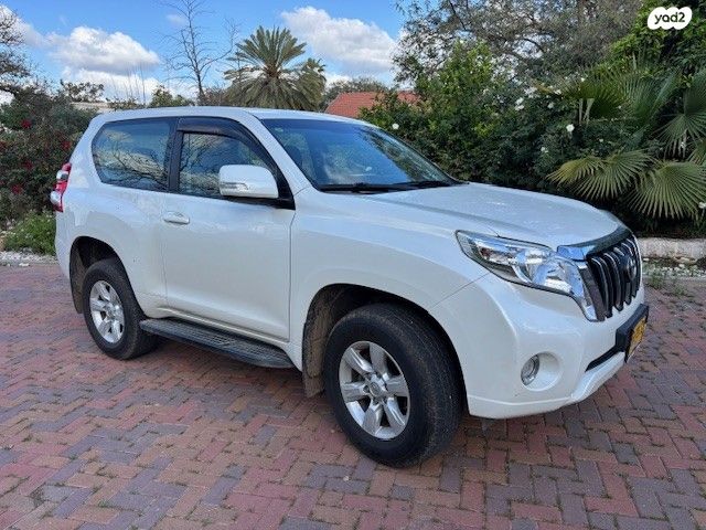 מודעת רכב טויוטה לנד קרוזר