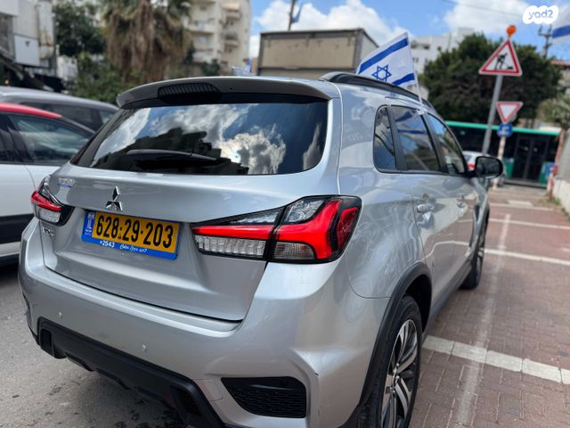 מודעת רכב מיצובישי ASX 2