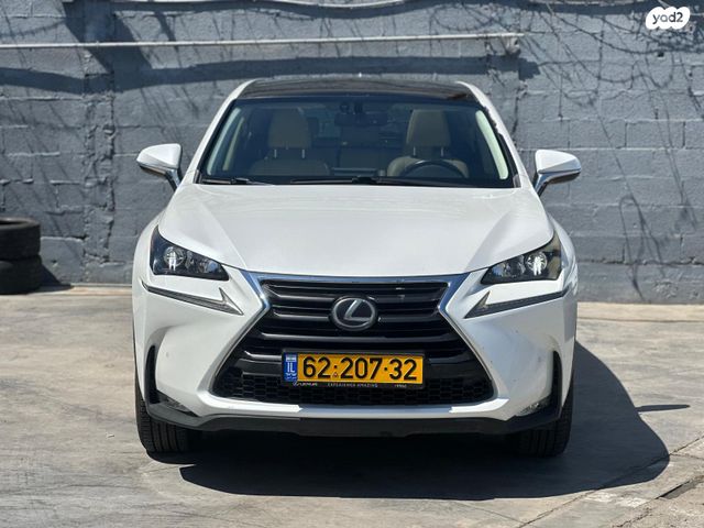 מודעת רכב לקסוס NX