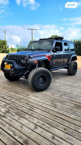 מודעת רכב ג'יפ רנגלר