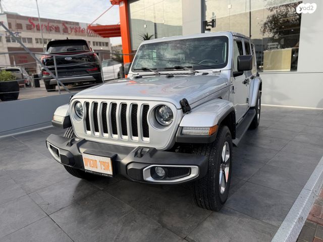 מודעת רכב ג'יפ רנגלר
