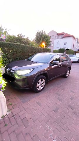 מודעת רכב טויוטה RAV4