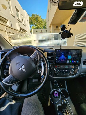 מודעת רכב מיצובישי אאוטלנדר