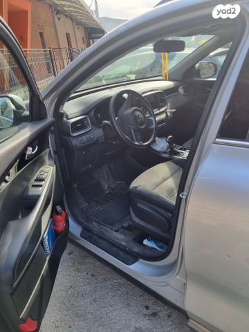 מודעת רכב קיה סורנטו