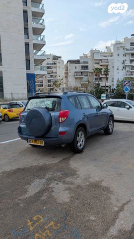 מודעת רכב טויוטה RAV4