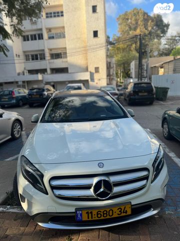 מודעת רכב מרצדס-בנץ GLA