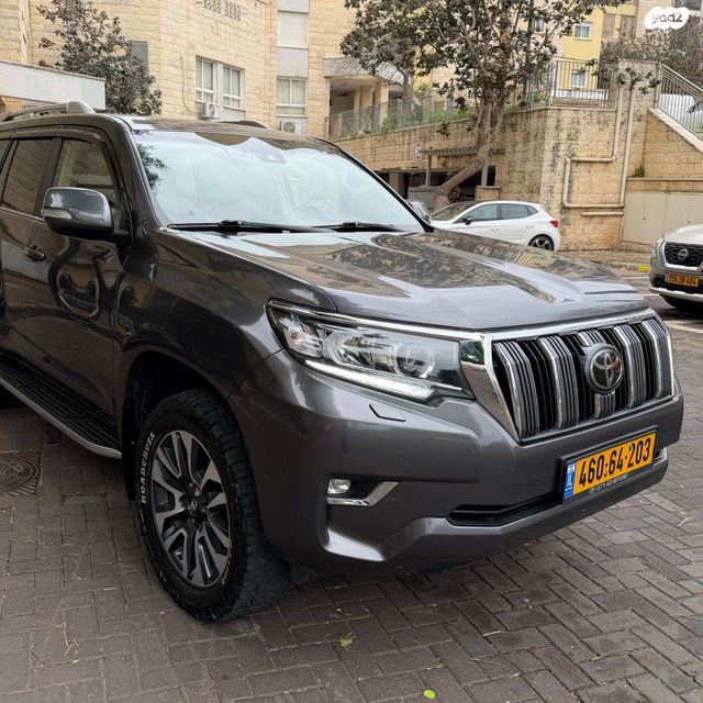 מודעת רכב טויוטה לנד קרוזר