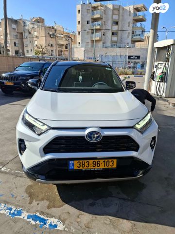 מודעת רכב טויוטה RAV4