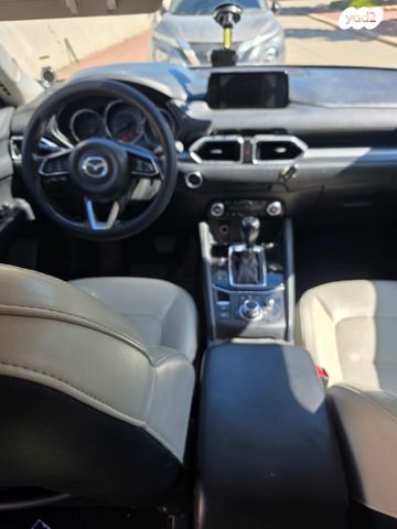 מודעת רכב מאזדה CX-5