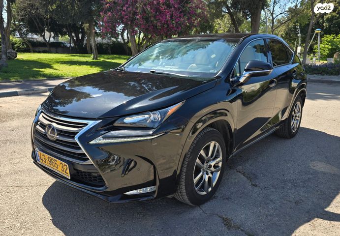 מודעת רכב לקסוס NX