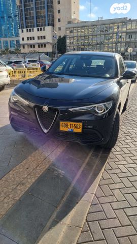 מודעת רכב אלפא רומיאו סטלביו