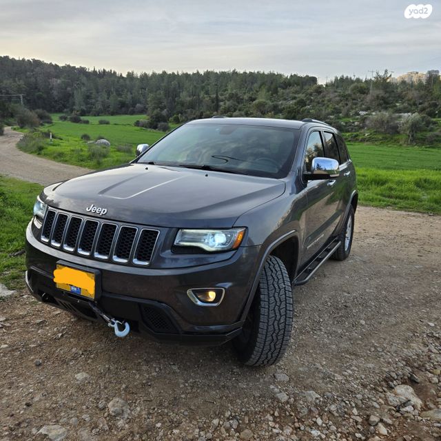 מודעת רכב ג'יפ גרנד צ'ירוקי