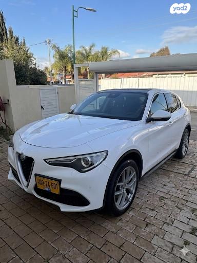 מודעת רכב אלפא רומיאו סטלביו