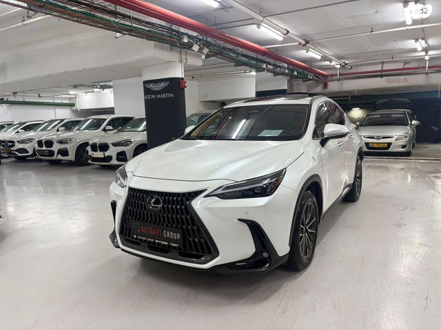 מודעת רכב לקסוס NX