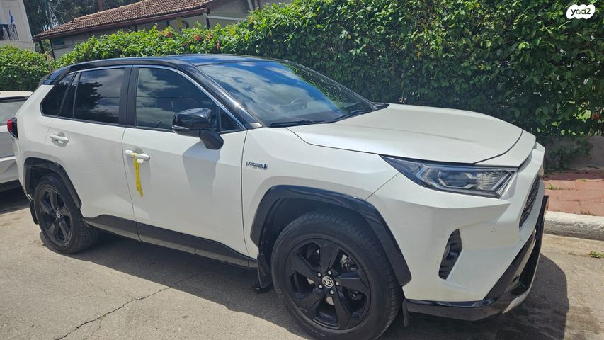מודעת רכב טויוטה RAV4