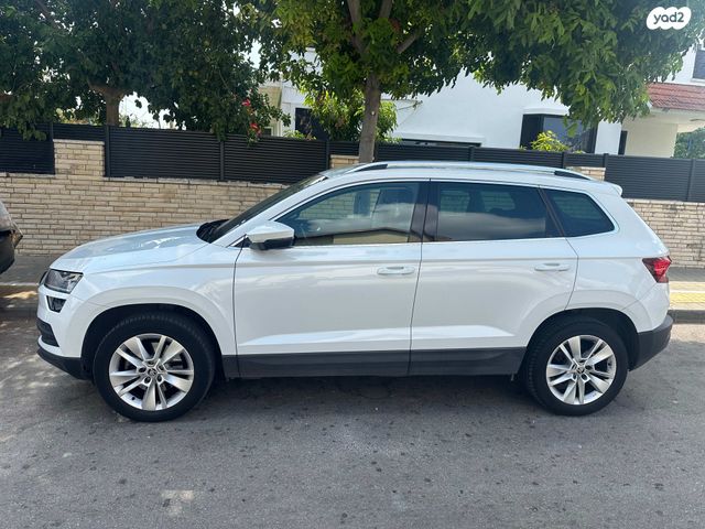 מודעת רכב סקודה קארוק