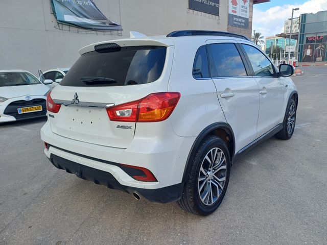 מודעת רכב מיצובישי ASX 2