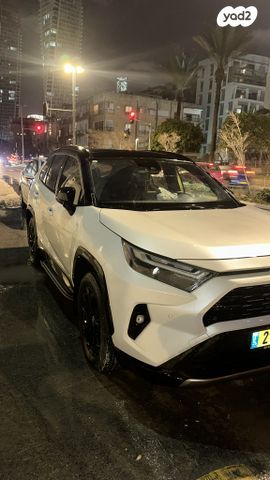 מודעת רכב טויוטה RAV4