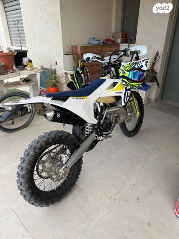 מודעת רכב הוסקוורנה TE300