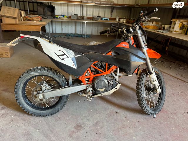 מודעת רכב KTM Enduro 690