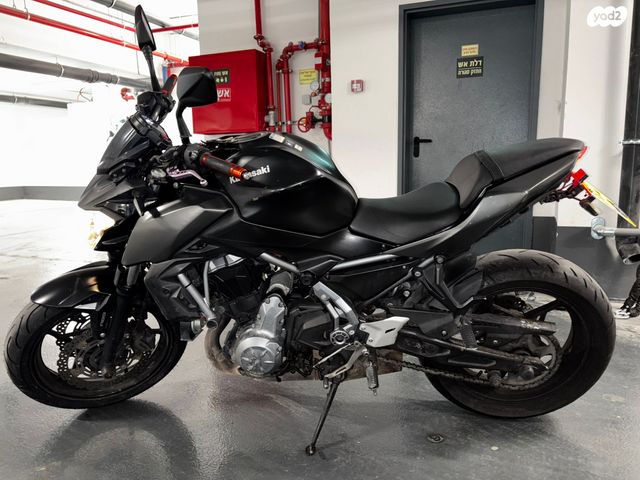 מודעת רכב קאוואסאקי Z650