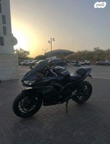 מודעת רכב קאוואסאקי נינג'ה 650