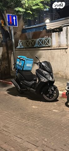 מודעת רכב סאן יאנג ג'וי-מקס 250 XI
