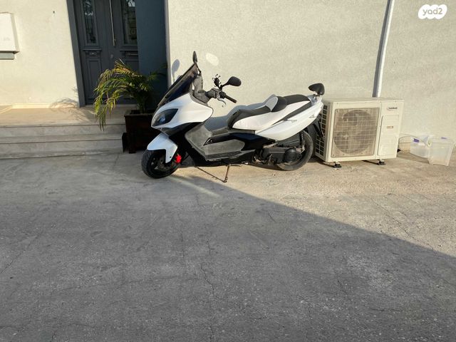 מודעת רכב קימקו אקסייטינג 300R