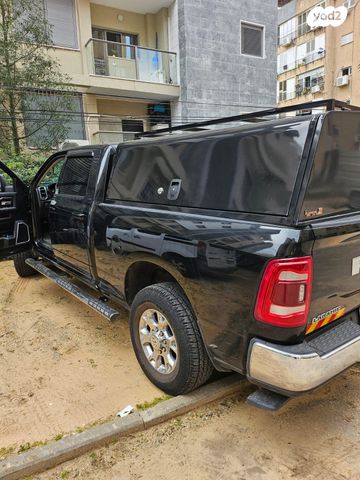 מודעת רכב דודג'