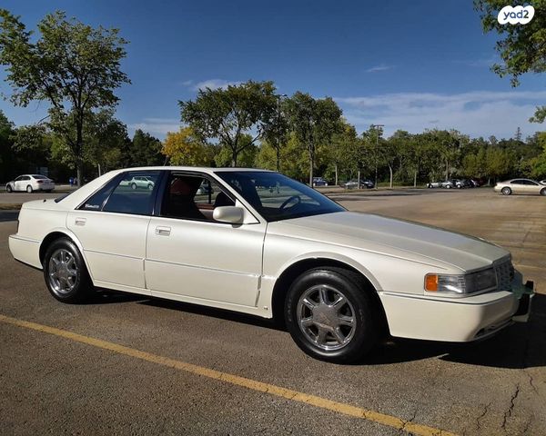 מודעת רכב קאדילק