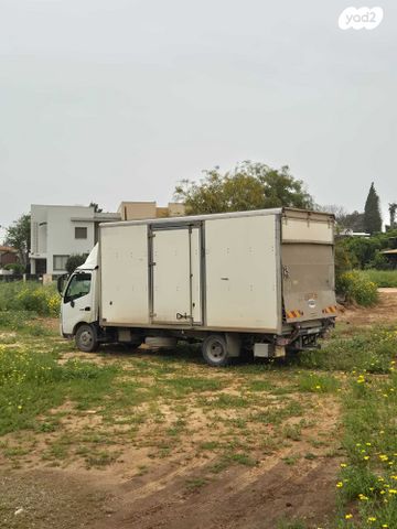 מודעת רכב טויוטה