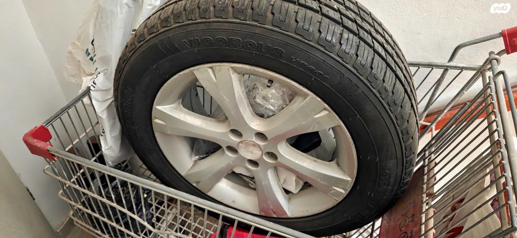 feedItemObj.data.row_1