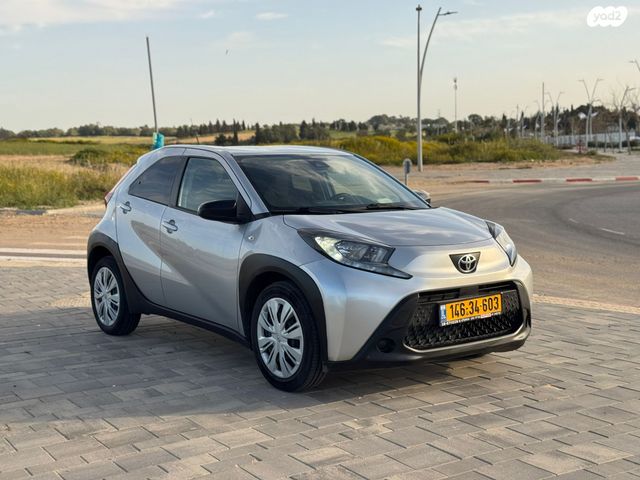 מודעת רכב טויוטה אייגו X