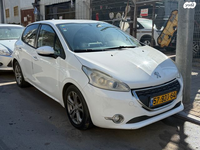 מודעת רכב פיג'ו 208