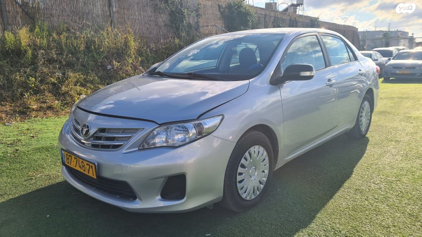 מודעת רכב טויוטה קורולה 1