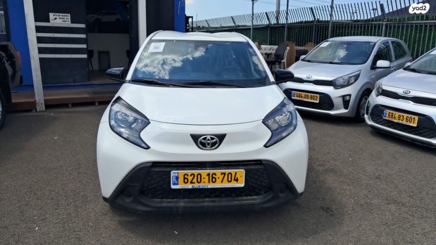 מודעת רכב טויוטה אייגו X